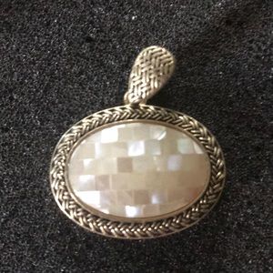 Leah Sophia pendant